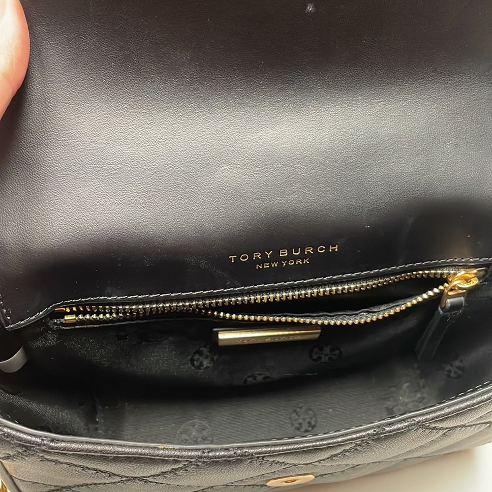 COPY - Tory Burch Willa top handle - Picture 2 of 5